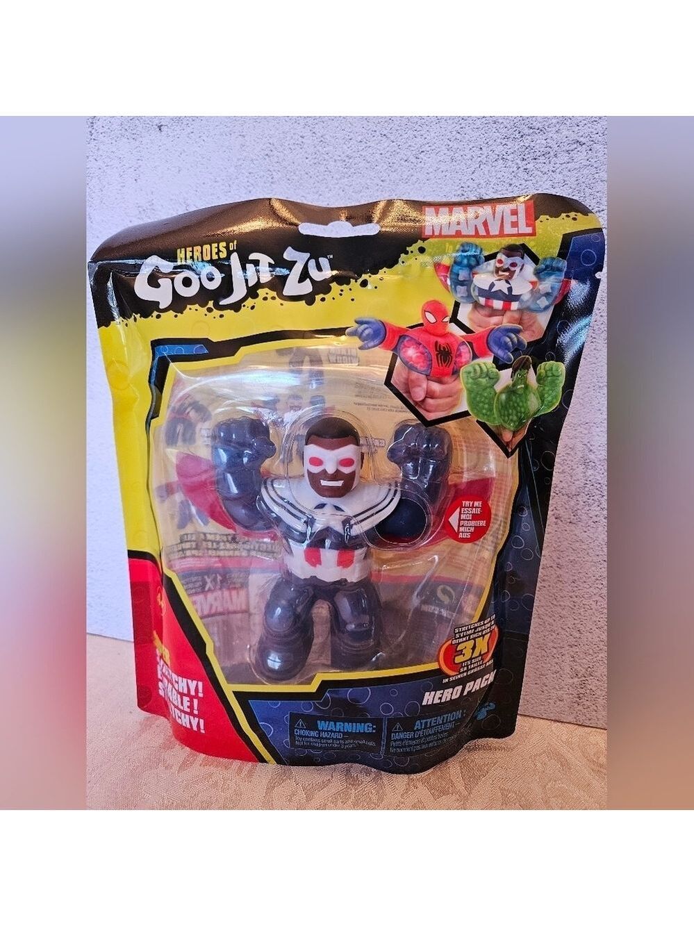 Heroes of Goo Jit Zu Marvel Superhero - Captain America Sam Wilson - New 2021
